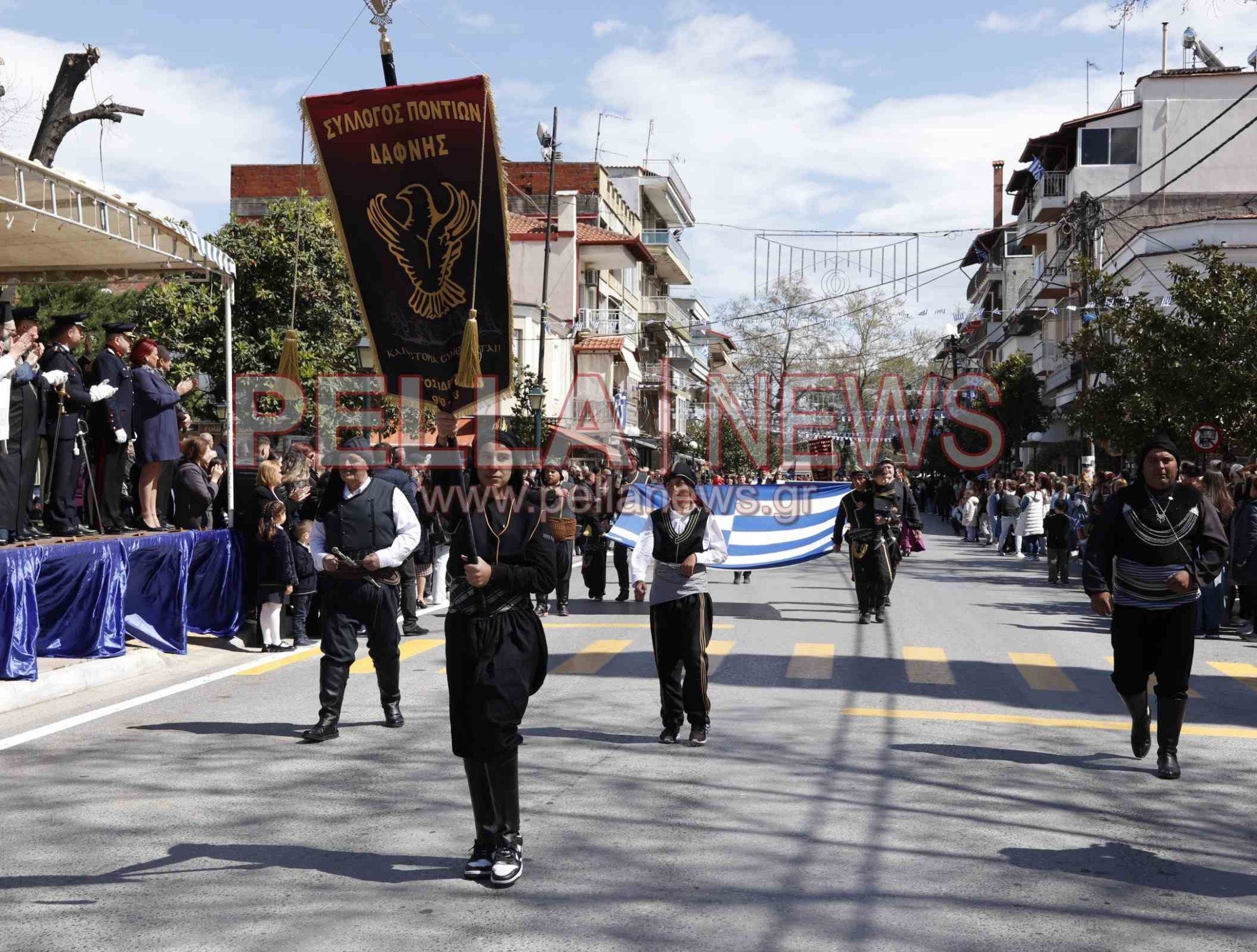 121 φωτογραφικά στιγμιότυπα για την 25η Μαρτίου στη Σκύδρα!