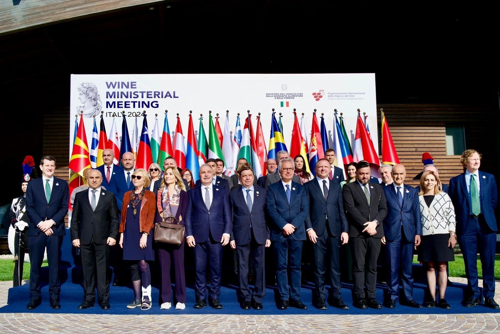 Αυγενάκης: Βελτίωση ποιότητας, καινοτομία, προσέλκυση νέων, οι τρις άξονες στους οποίους στηρίζεται η κυβέρνηση για την προώθηση αμπελοοινικών προϊόντων