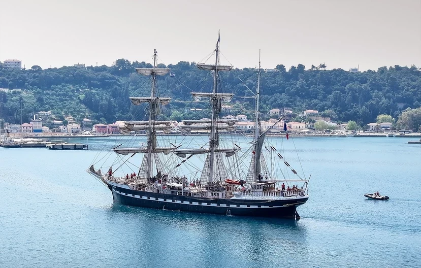 Το ιστορικό ιστιοφόρο Le Belem στο Κατάκολο Ηλείας – Θα παραλάβει την Ολυμπιακή Φλόγα