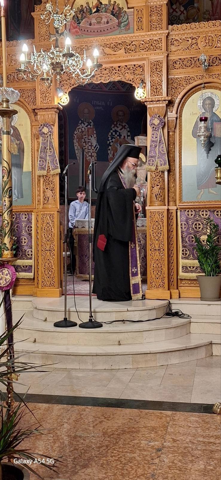 Η Ακολουθία του Νυμφίου στον Άγιο Νεκτάριο Έδεσσας