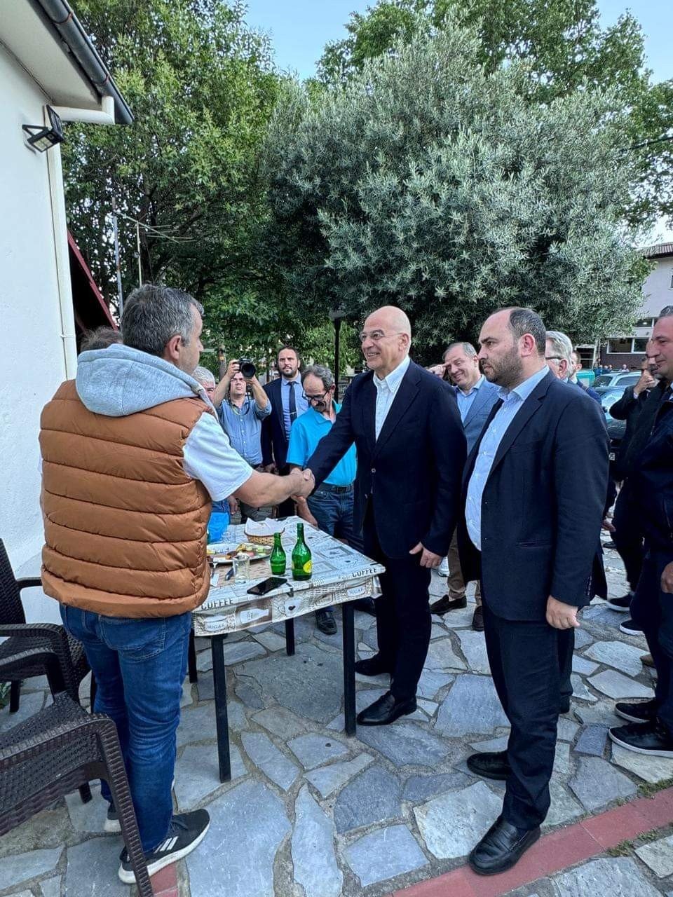 Πρόμαχοι Αλμωπίας: Μήνυμα νίκης από Δένδια και Σταμενίτη
