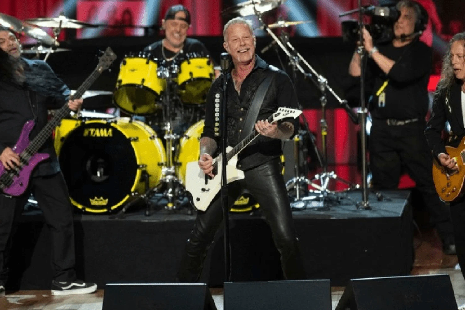 Αφαιρέθηκε τραγούδι των Metallica μετά από αίτημά τους από βίντεο του Αμερικανικού Πενταγώνου