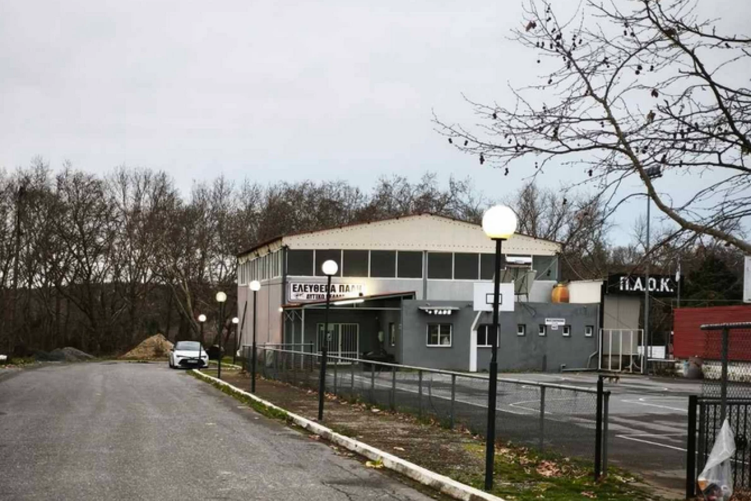 Δυτικό Πέλλας: Ο Σύλλογος Πάλης ευχαριστεί Δήμαρχο και Πρόεδρο για τη λύση του εξωτερικού φωτισμού στο γυμναστήριο