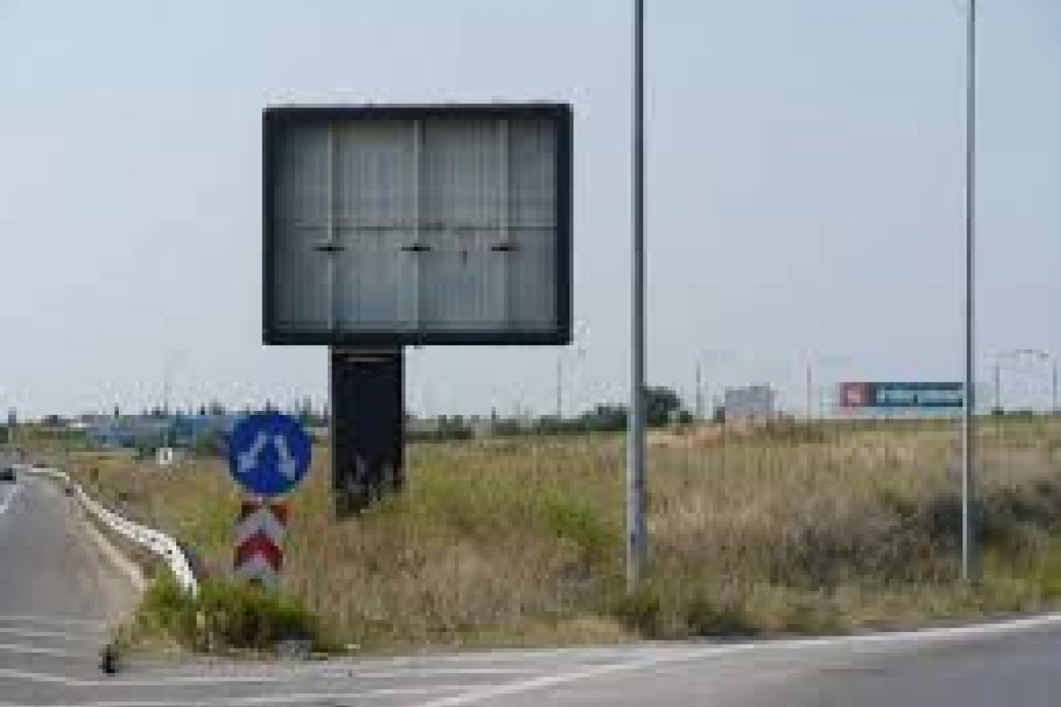 Περιφερειακή Ενότητα Πέλλας- Αποξήλωσή άμεσα των διαφημιστικών πινακίδων παραπλεύρως του οδικού δικτύου