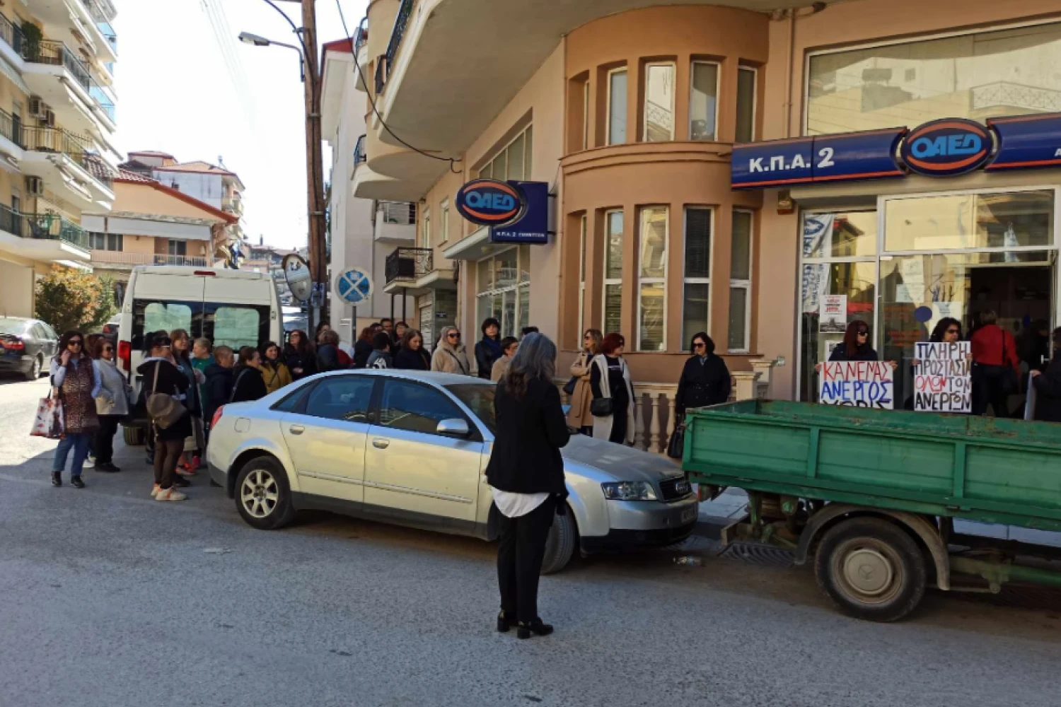 Γιαννιτσά: "Βόμβα" στη ΔΥΠΑ (ΟΑΕΔ) Γιαννιτσών