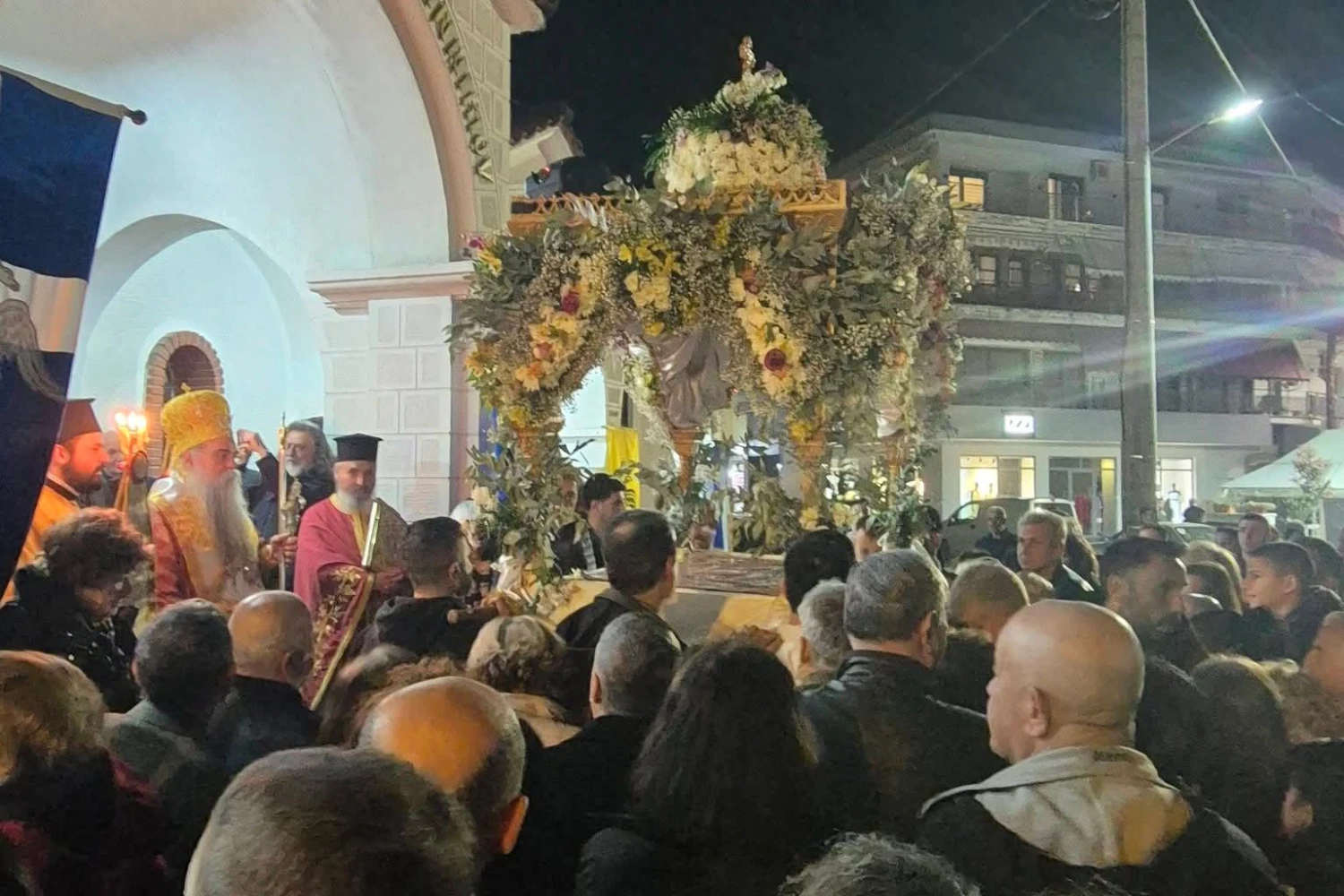 Πλήθος κόσμου στην Αριδαία – Μεγάλη ευλογία η παρουσία του Επισκόπου Αλμωπίας κ. Στεφάνου