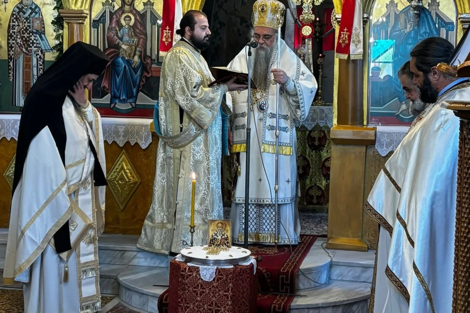 Πανηγυρική Αρχιερατική Θεία Λειτουργία στη Φλαμουριά για τον Άγιο Αθανάσιο