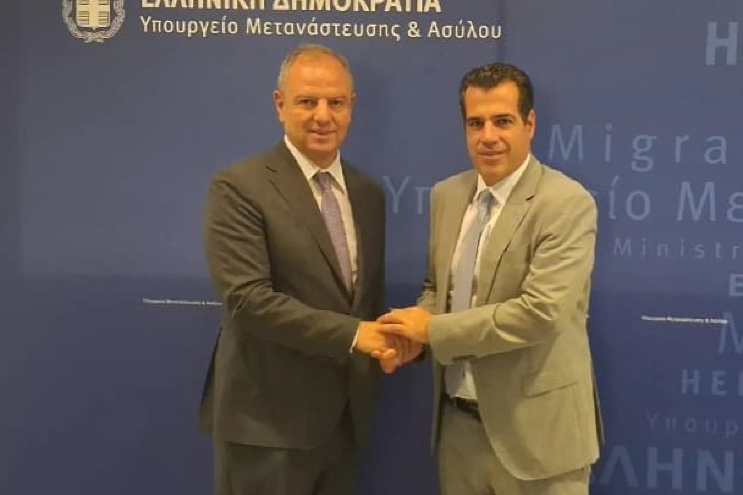 Συνάντηση Διονύση Σταμενίτη με τον Υπουργό Μετανάστευσης και Ασύλου