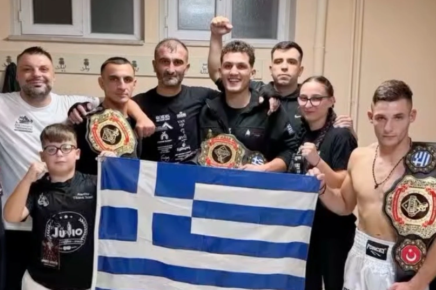 Γιαννιτσά/Λεβάν Γκουρούλι: Οι Έλληνες μαχητές χάλασαν την εθνική γιορτή των Τούρκων στο Εσκί Σεχίρ με 3 νίκες - Βουβάθηκαν οι θεατές !