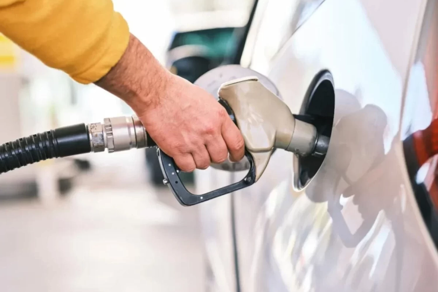 Στα «ύψη» οι τιμές των καυσίμων - Που θα φτάσει το Πάσχα η βενζίνη
