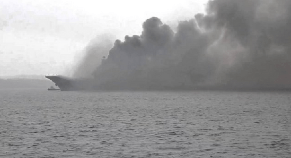 Συναγερμός: Φωτιά στο ρωσικό αεροπλανοφόρο «Admiral Kuznetsov»