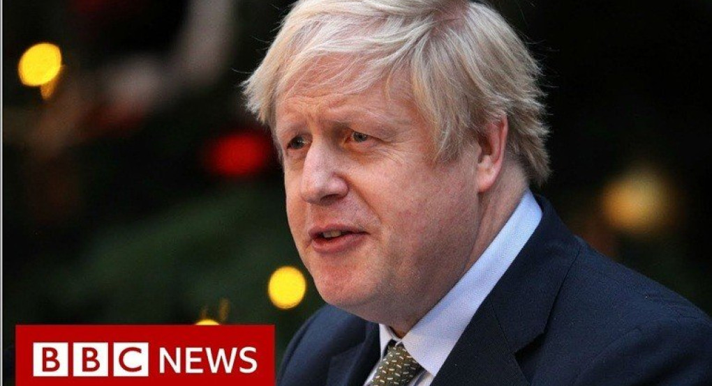 Ο Τζόνσον κόβει τη χρηματοδότηση του BBC