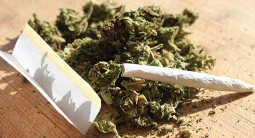 Σύλληψη για ναρκωτικά δύο 18χρονων στην Σκύδρα