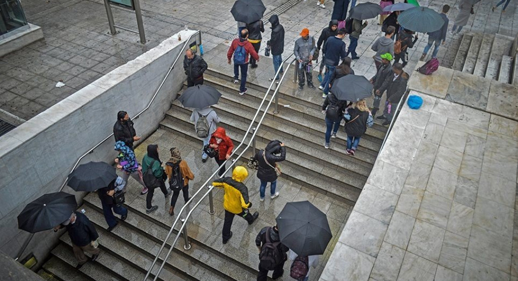 Καιρός: Έκτακτο δελτίο επιδείνωσης - Βροχές και καταιγίδες σε όλη τη χώρα