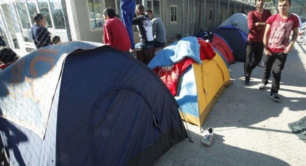 «Μποναμάς» ύψους 50.000.000 ευρώ στους δήμους για να δέχονται μετανάστες