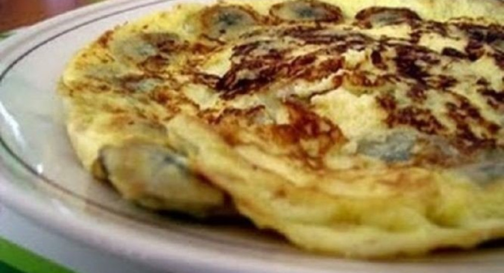 Αγιορετίκο πρωινό: Ομελέτα με μπανάνες