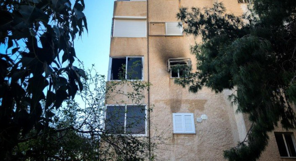 Βάρκιζα: Ελεύθερη η 30χρονη που είχε αφήσει μόνο το μωρό της και κάηκε ζωντανό 