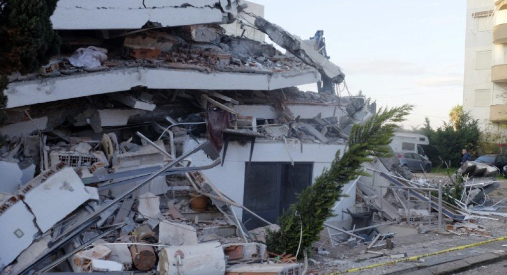Σεισμός στην Αλβανία: 6 νεκροί και 325 τραυματίες-Κτίρια κατέρρευσαν σαν τραπουλόχαρτα
