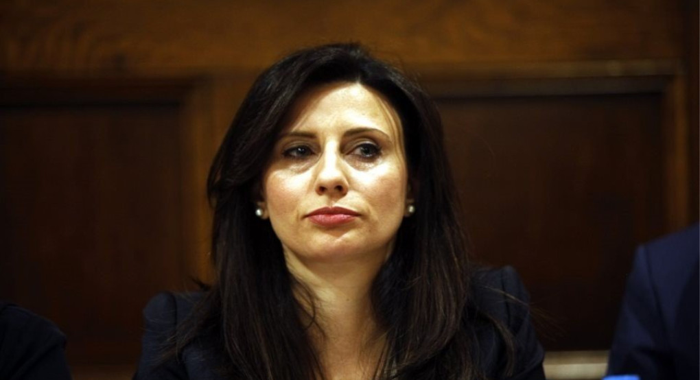 ΝΔ για Κασιμάτη: Να την αποπέμψει ο Τσίπρας από την κοινοβουλευτική του ομάδα - Αστυνομικοί: Να ζητήσει συγγνώμη