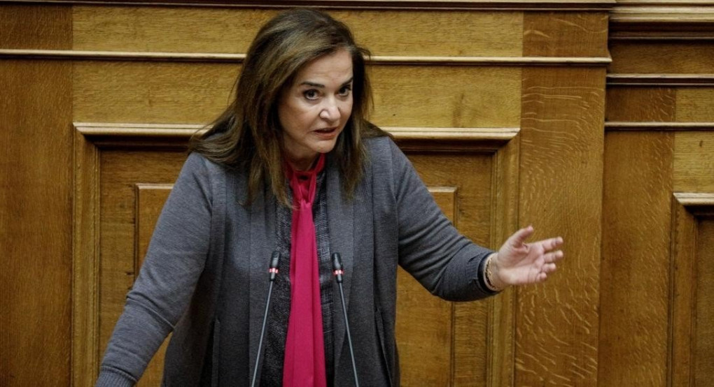 Ντόρα Μπακογιάννη: Αν κάνουμε πόλεμο θα είμαστε μόνοι μας