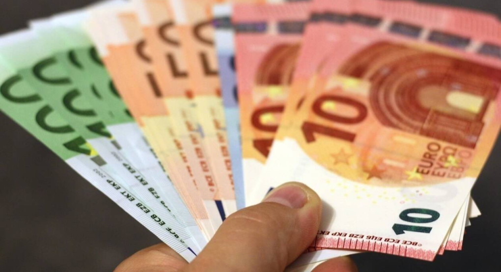 ΟΠΕΚΑ: Πότε θα πληρώσει τα επιδόματα στους δικαιούχους - Αναλυτικά οι ημερομηνίες