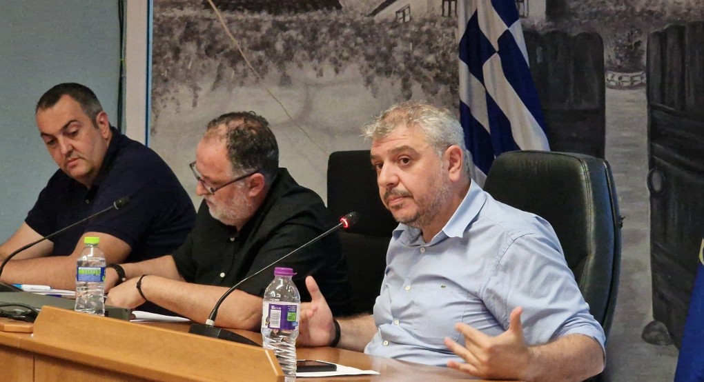 Νίκος Παρούτογλου: Η Λουτρόπολη πρέπει να έχει διευθυντή που θα μπορεί να στέκεται Νίκος Παρούτογλου: Η Λουτρόπολη πρέπει να έχει διευθυντή που θα μπορεί να στέκεται