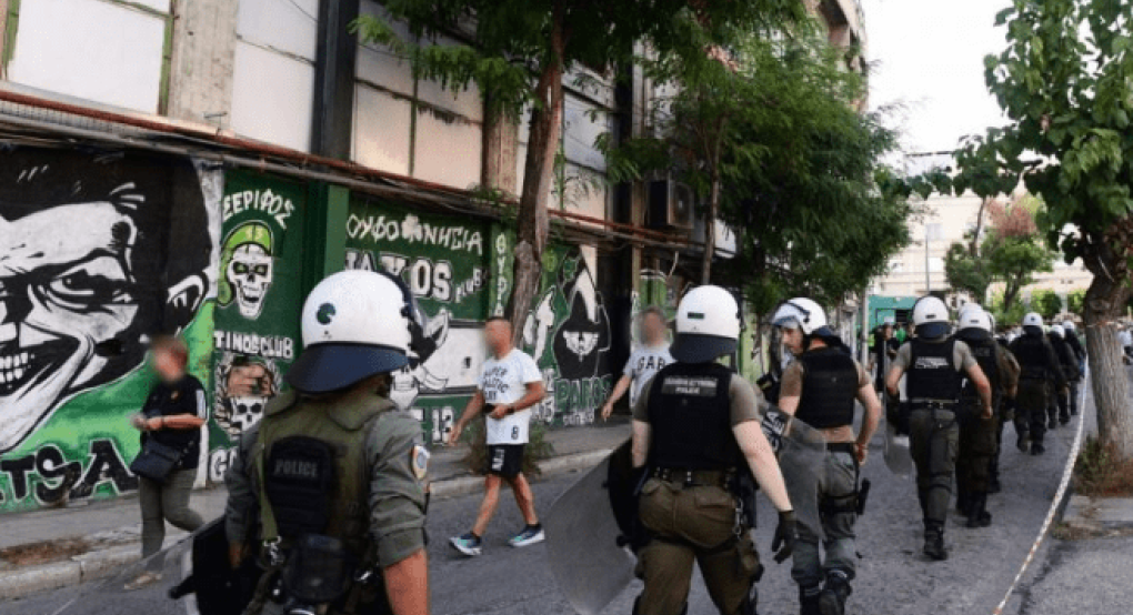 Άγρια συμπλοκή έξω από το γήπεδο του Παναθηναϊκού – Πυροβολισμοί και τραυματίες Άγρια συμπλοκή έξω από το γήπεδο του Παναθηναϊκού – Πυροβολισμοί και τραυματίες