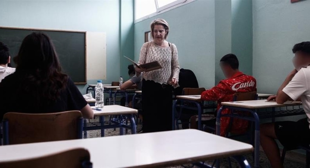 Ζέττα Μακρή: Έρχονται 10000 διορισμοί μόνιμων εκπαιδευτικών Ζέττα Μακρή: Έρχονται 10000 διορισμοί μόνιμων εκπαιδευτικών