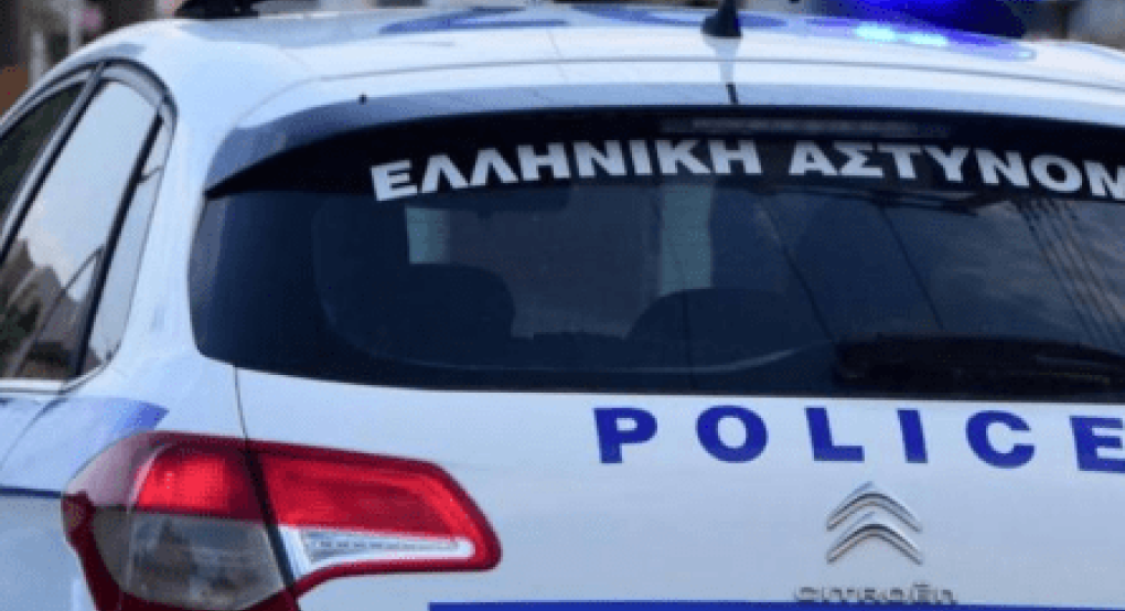 Αθηνών -Κορίνθου: Εκτροπή αυτοκινήτου στο τούνελ της Κακιάς Σκάλας (vid) Αθηνών -Κορίνθου: Εκτροπή αυτοκινήτου στο τούνελ της Κακιάς Σκάλας (vid)