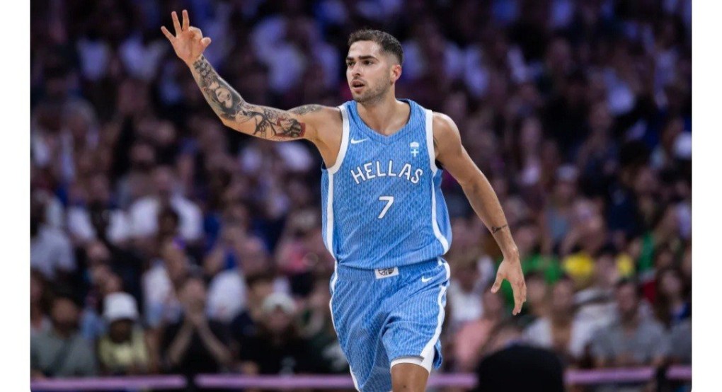 FIBA: O Bασιλης Τολιόπουλος στους παίκτες που έκαναν την έκπληξή στους Ολυμπιακούς Αγώνες FIBA: O Bασιλης Τολιόπουλος στους παίκτες που έκαναν την έκπληξή στους Ολυμπιακούς Αγώνες