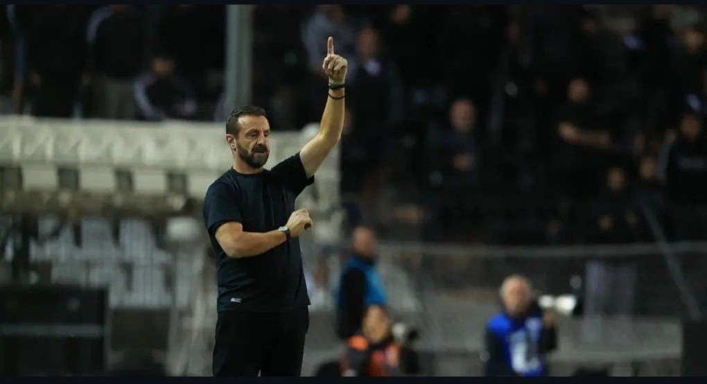 Μάντζιος: “Σημαντική νίκη για βαθμολογικούς λόγους – Έχουμε πολύ καλή ομάδα” Μάντζιος: “Σημαντική νίκη για βαθμολογικούς λόγους – Έχουμε πολύ καλή ομάδα”