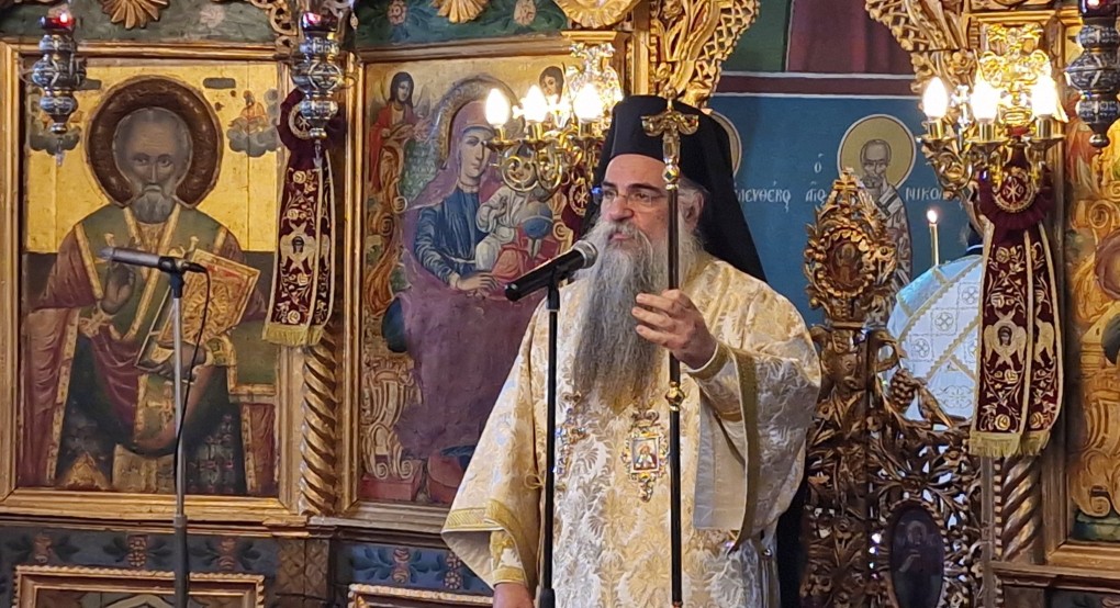 Επίσκοπος Αλμωπίας Στέφανος: "Ο Χριστός δεν διώχνει κανέναν" Επίσκοπος Αλμωπίας Στέφανος: "Ο Χριστός δεν διώχνει κανέναν"