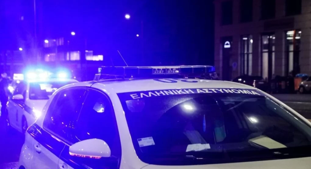 Μέσα σε μια βαλίτσα κρύφτηκε διαρρήκτης για να γλιτώσει τη σύλληψη Μέσα σε μια βαλίτσα κρύφτηκε διαρρήκτης για να γλιτώσει τη σύλληψη