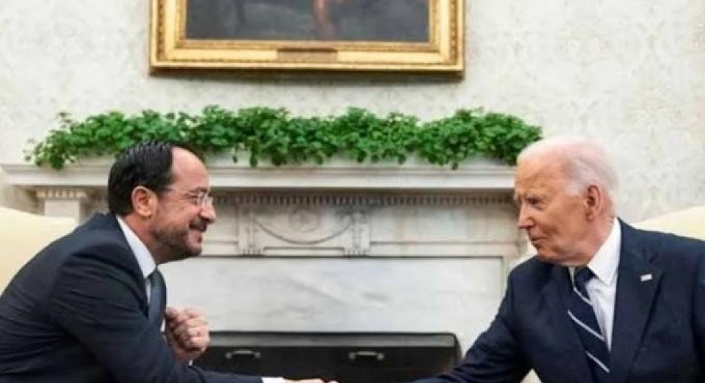 Μπάιντεν σε Χριστοδουλίδη για Κυπριακό: «Στήριξη με οποιονδήποτε τρόπο» Μπάιντεν σε Χριστοδουλίδη για Κυπριακό: «Στήριξη με οποιονδήποτε τρόπο»