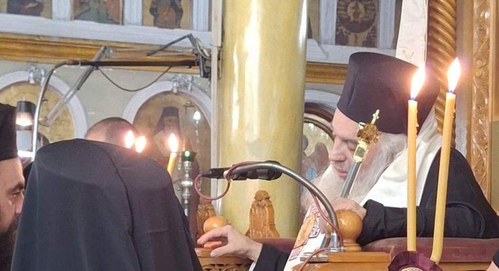 Πανηγυρικός εσπερινός στα Καλύβια