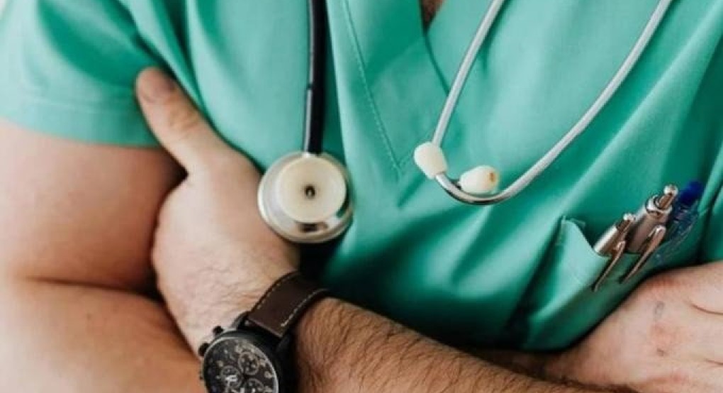 Θεσσαλονίκη: Καταδικάστηκε πανεπιστημιακός γιατρός για «φακελάκι» Θεσσαλονίκη: Καταδικάστηκε πανεπιστημιακός γιατρός για «φακελάκι»