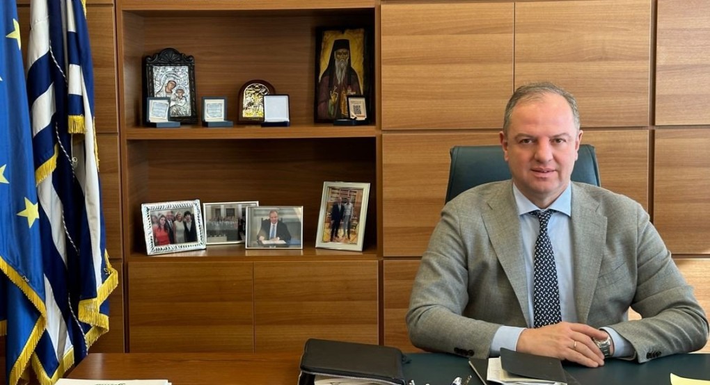 Διονύσης Σταμενίτης: «Αύξηση κατώτατου μισθού στα 880 ευρώ από 1η Απριλίου – Σταθερά προς τους στόχους μας»