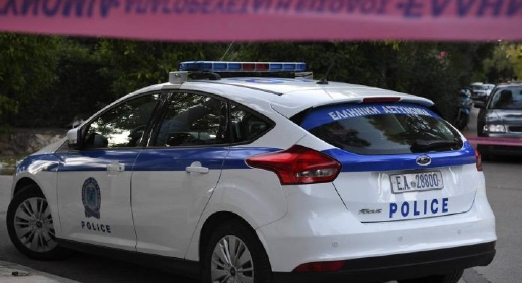 Τρόμος στη Θεσσαλονίκη: Τους επιτέθηκαν με μαχαίρια και ξύλα, τους πήραν κινητά και χρήματα