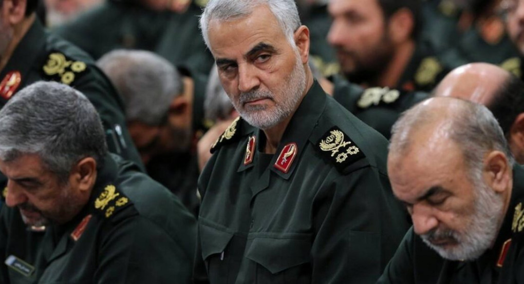 Από το δαχτυλίδι αναγνωρίστηκε η σορός του Ιρανού στρατηγού: Οι 3 λόγοι για τους οποίους διατάχτηκε η εξόντωσή του