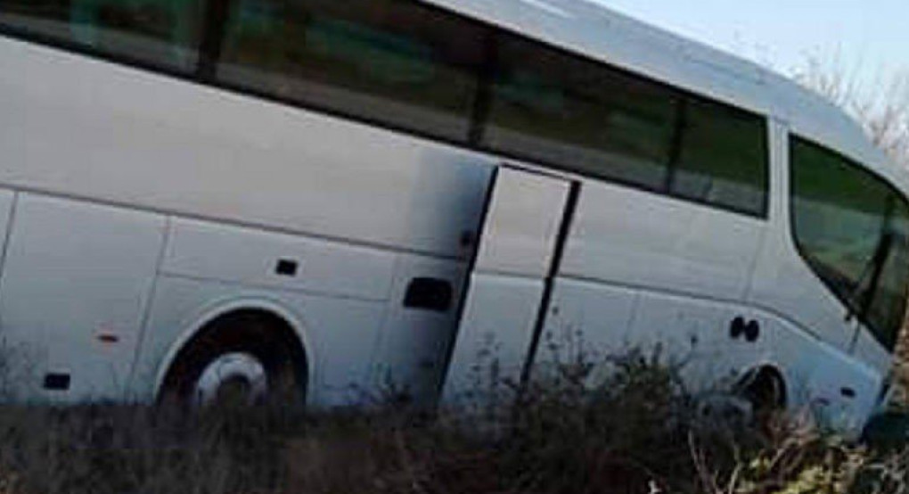 Εκτροπή λεωφορείου στην Κεράσια 