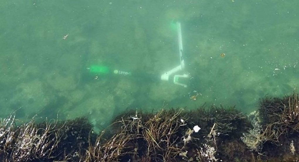 Θεσσαλονίκη: Στο βυθό του Θερμαϊκού περισσότερα από 40 ηλεκτρικά πατίνια