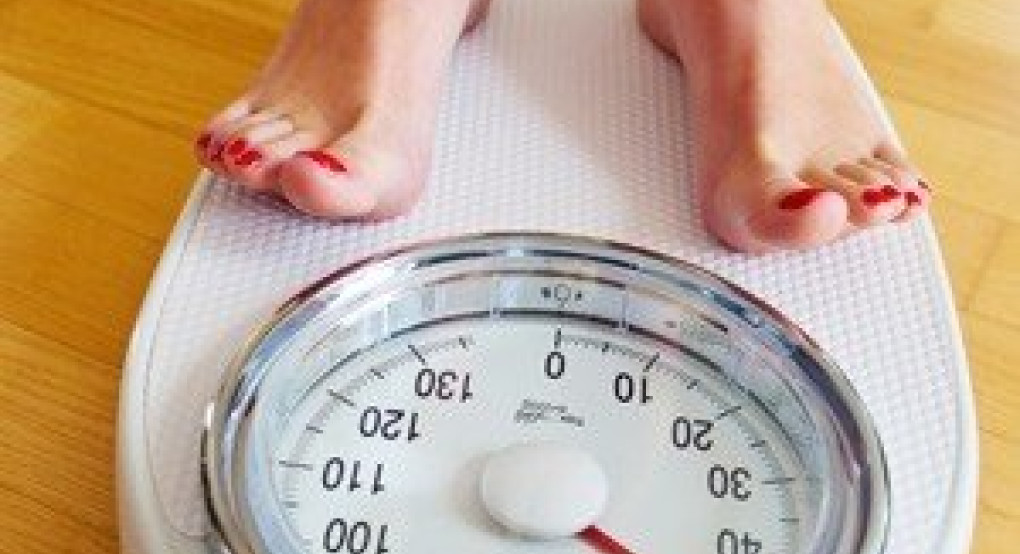 Νέες μελέτες: Μετά τα 18 οι νέοι βάζουν ευκολότερα κιλά 