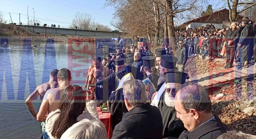 Γιαννιτσά: Τελέστηκαν τα Θεοφάνεια στον ηλιόλουστο Λουδία(φώτος, videos)