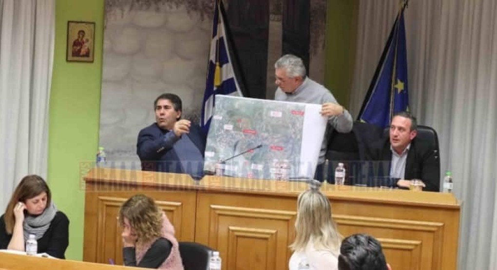 Σε πρώτο πλάνο θέτει το οδικό δίκτυο της Πέλλας ο Ιορδάνης Τζαμτζής!