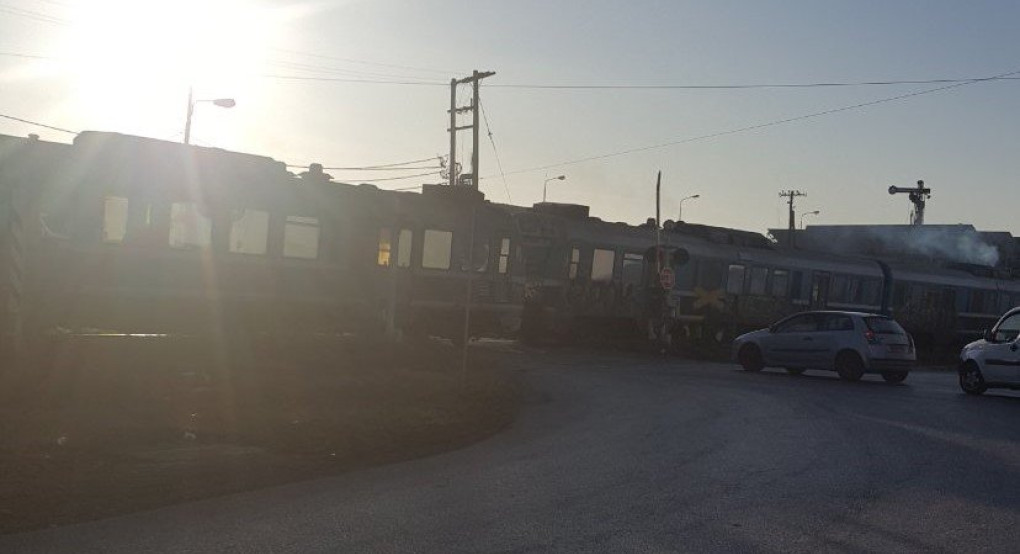 Σκύδρα: επικίνδυνη διέλευση τραίνου χωρίς να κατέβουν οι μπάρες