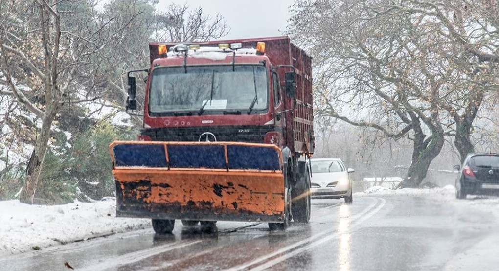 Κακοκαιρία «Ζηνοβία»: Απεγκλωβίστηκαν 13 άτομα στη Βοιωτία - Προβλήματα σε Στερεά Ελλάδα και Κρήτη