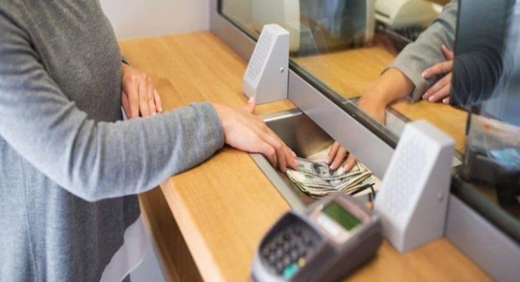 Tέλος τα γκισέ στις Τράπεζες - Ποιες συναλλαγές θα γίνονται μόνο ψηφιακά