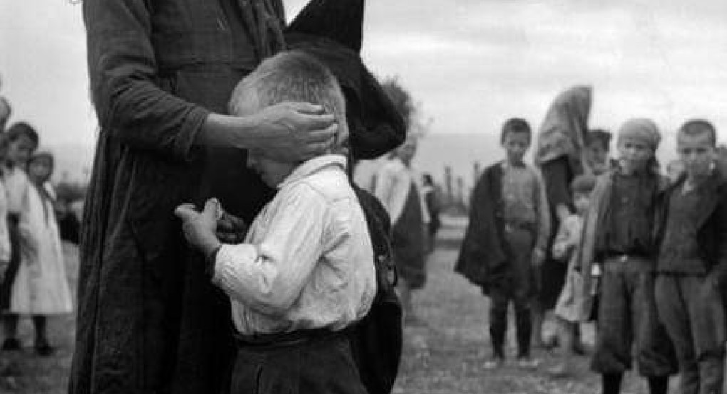 Χρήστος Μπατσης: Μόνο υπερηφάνεια και σεβασμός για τους προγόνους μας 