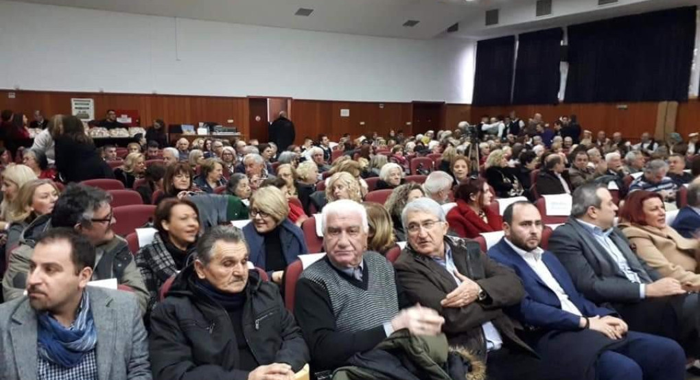 Σε κοπή πίτας ο Λάκης Βασιλειάδης 