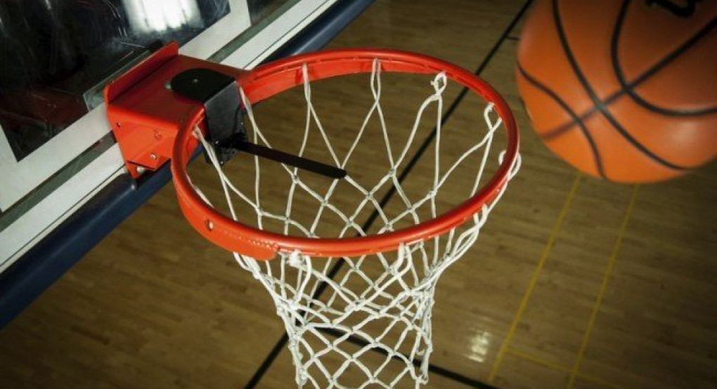 Φιλανθρωπικός αγώνας μπάσκετ της ΟΝΝΕΔ με βουλευτές και στελέχη της Νέας Δημοκρατίας για την Κιβωτό του Κόσμου